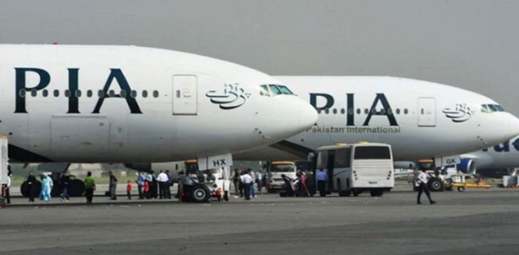 PIA international flight, faces delays, Islamabad airport