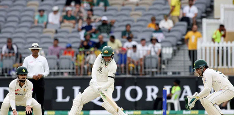 Khawaja and Marsh guide Australia to big lead over Pakistan