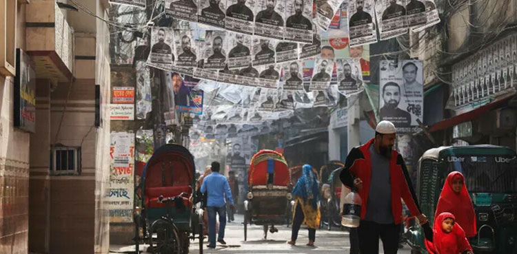 Bangladesh votes in election without opposition