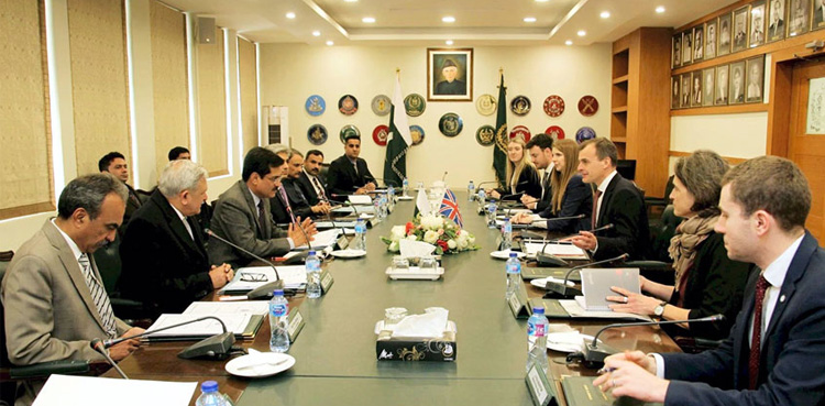 Pakistan, Britain, boost cooperation, counter-terrorism, human trafficking