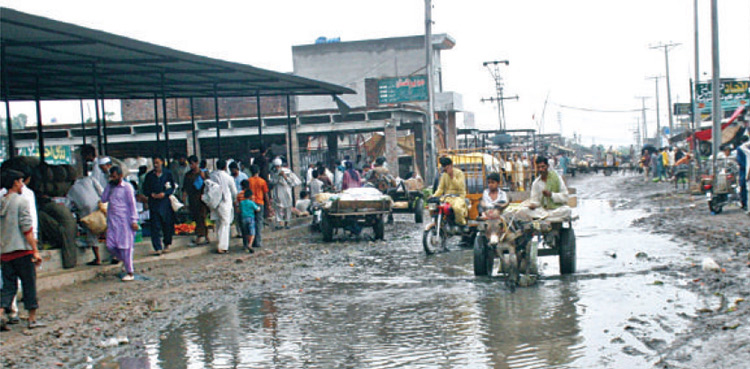 Karachi-Sabzi-Mandi-rainwater-submerged