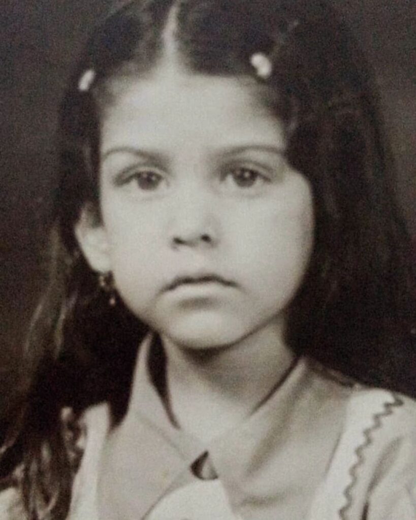 fazila qazi, childhood picture, identify the actor