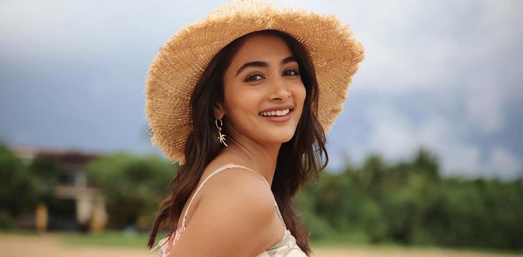 pooja hegde, viral, pictures, instagram