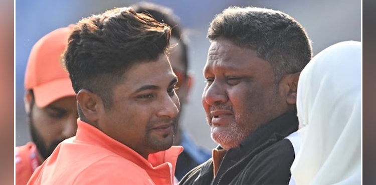 sarfaraz khan, naushad khan, suryakumar yadav, india, england, cricket, sarfaraz khan india, sarfaraz khan fifty, sarfaraz khan father, viral video, viral, video, india cricket, india cricket team, england cricket, england cricket team, indveng, engvind, ind v eng, eng v ind, indvseng, engvsind, ind vs eng, eng vs ind, india vs england, england vs india, india v england, england v india,