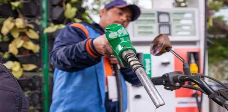 Govt slashes, petrol price, Rs15.40 per litre