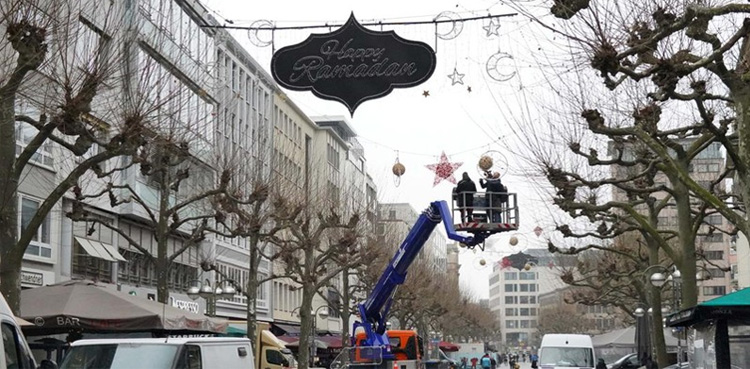Frankfurt lights up its first “Happy Ramadan” decorations