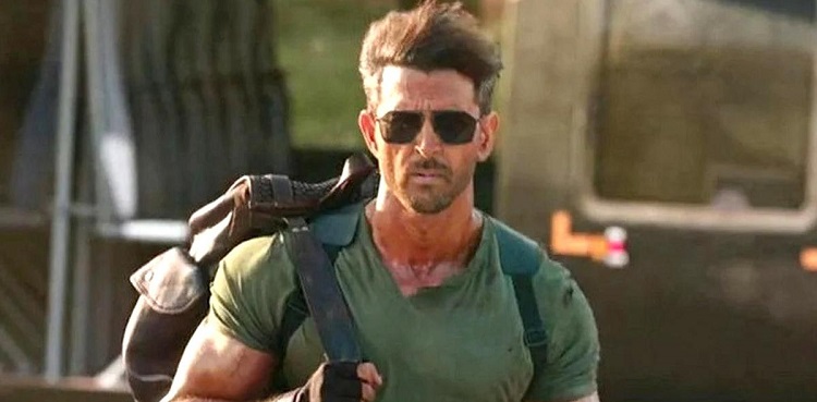 hrithik roshan, war 2, viral pictures