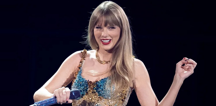 taylor swift fans, london pub, the tortured poet's department