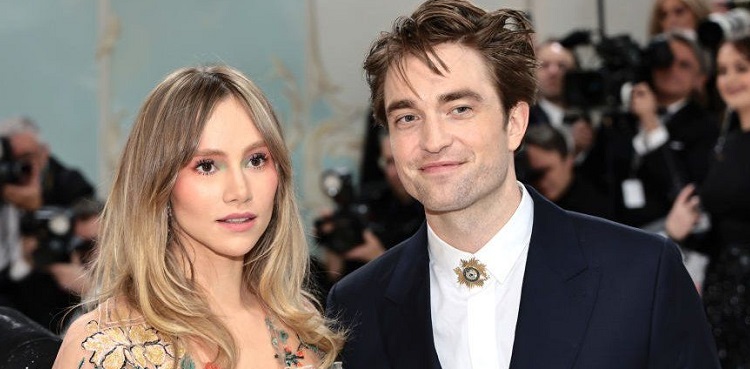 robert pattinson, suki waterhouse, child's first picture