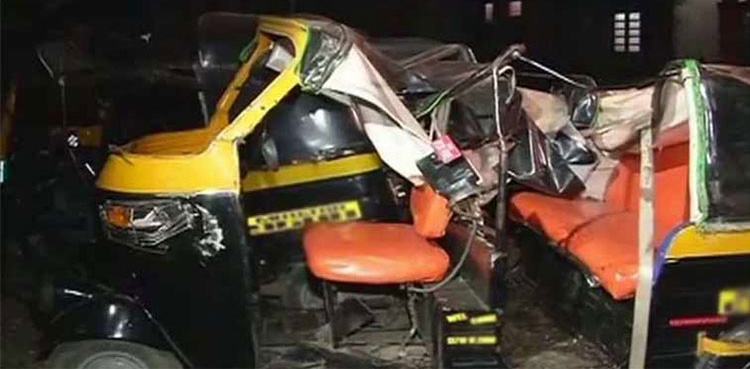 Faisalabad, Rickshaw-Car collision, Women killed in accident