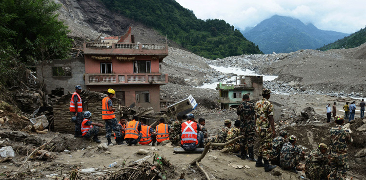 Nepal, 63 missing, highway landslide