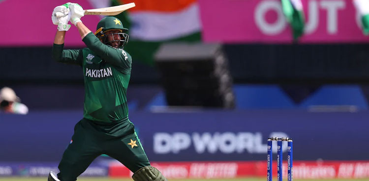 Imad Wasim on 15 (23) against India in T20 WC 2024