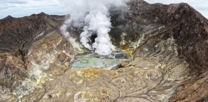 Flights to Bali resume, volcanic eruption, Indonesia