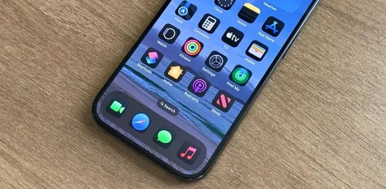 Apple, Siri, iOS 18.3, iPhone 16