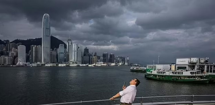 Super Typhoon Krathon, Taiwan, thousands evacuated