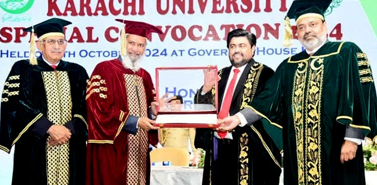 Karachi University confers honorary doctorate on Dr Zakir Naik