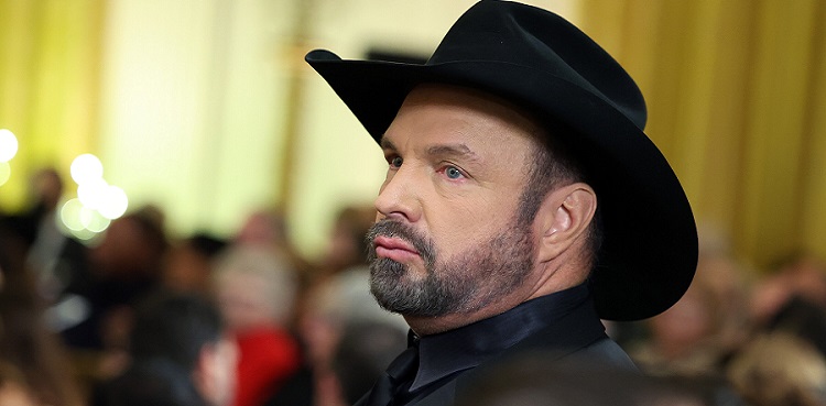 garth brooks, concert, denies rape accusations