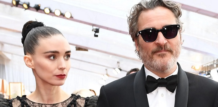 joaquin phoenix, rooney mara, marriage