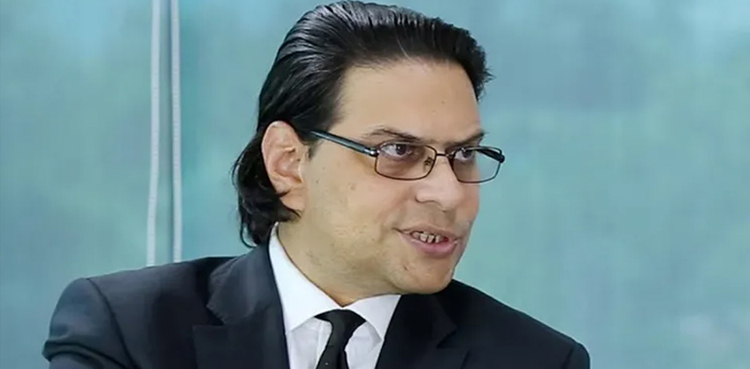 Govt first announce commission before next round of talks: Salman Akram