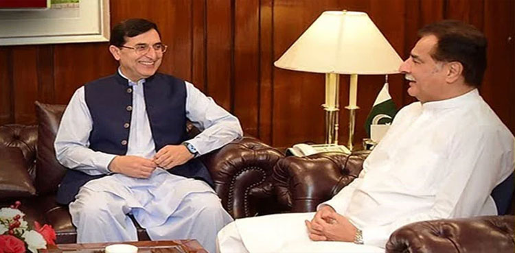 Govt, PTI begin maiden round of talks