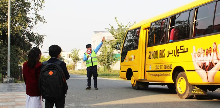 Punjab, private schools, parents, bus