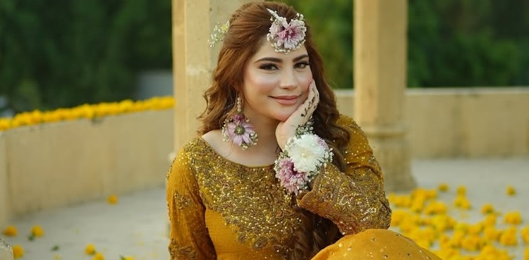 Newlywed Neelam Muneer set to bid farewell to showbiz?